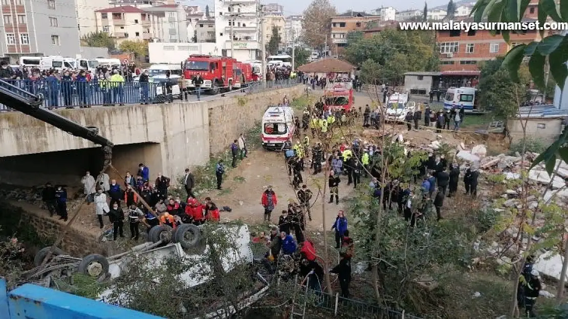 Servis kazasında can kaybı 5'e yükseldi