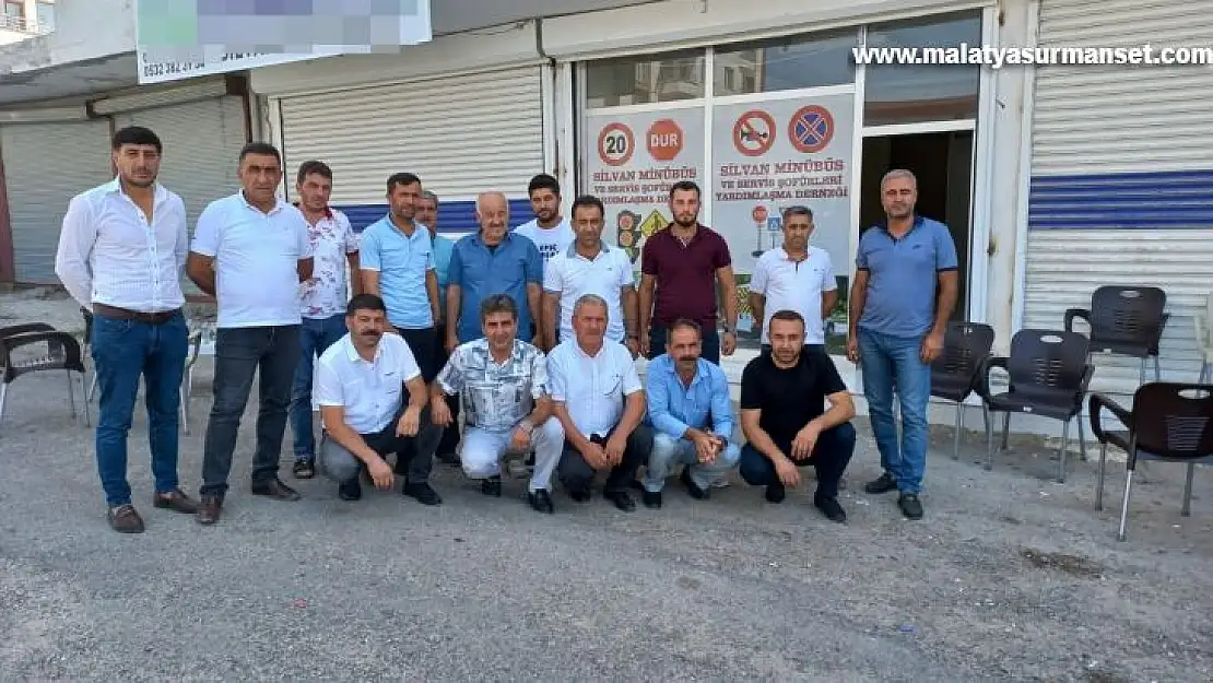 Silvan'da minibüs ve servis şoförleri dernek kurdu