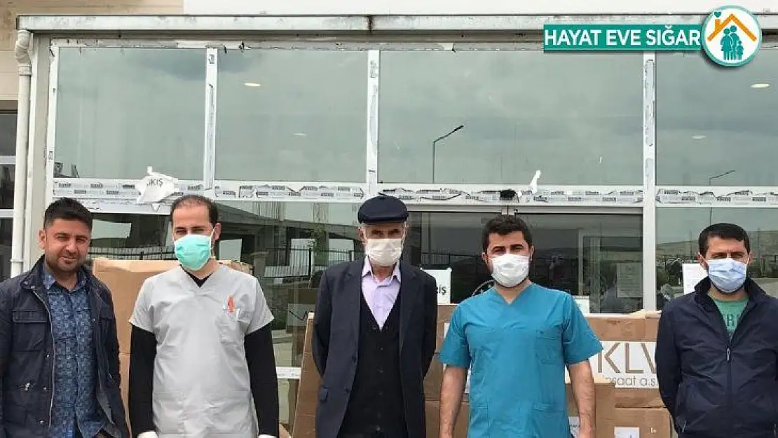 Silvanlı iş adamından sağlık çalışanlarına yüz koruyucu siper ve maske yardımı