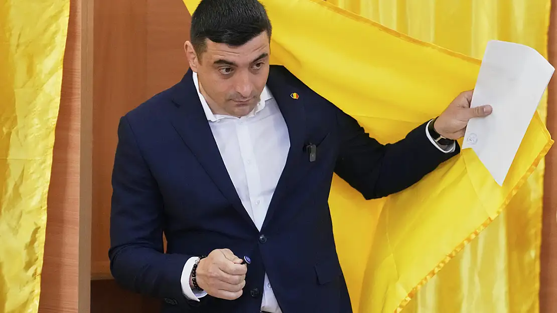 Simion ve Antonescu İkinci Turda Karşı Karşıya
