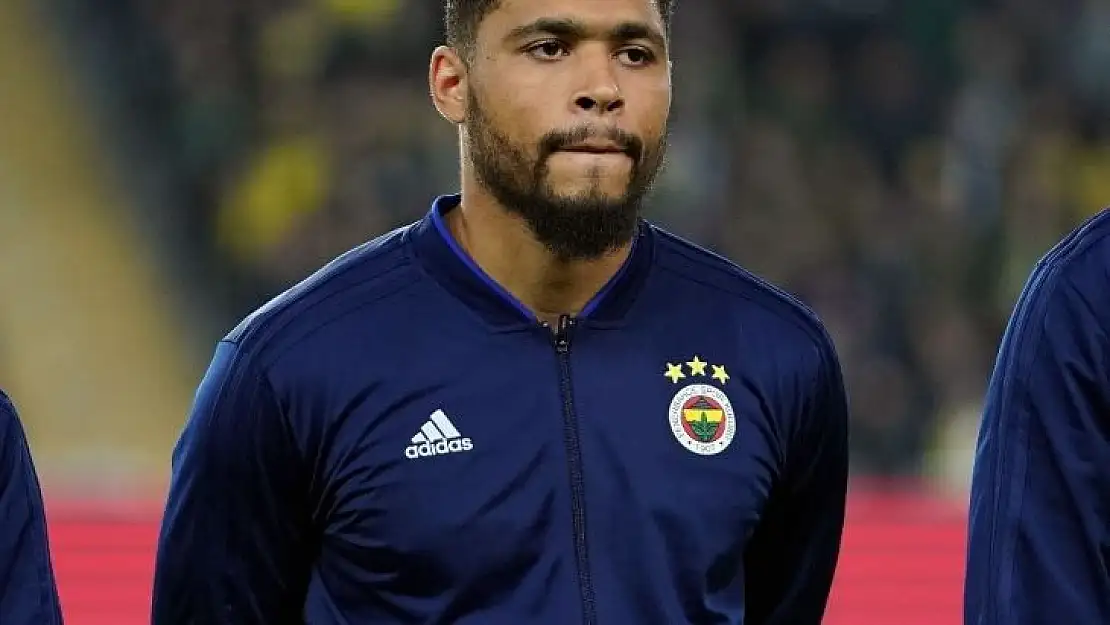 Simon Falette ilk defa 11'de