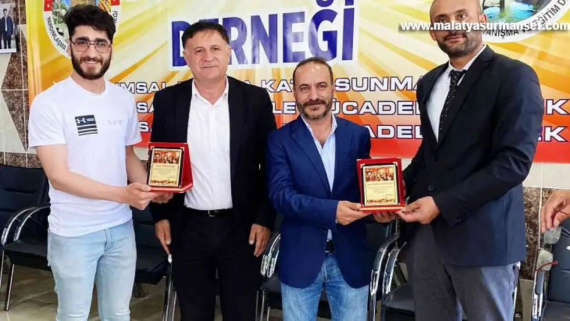 Sinanoğlu ve Metinalılardan İHA'ya iki plaket