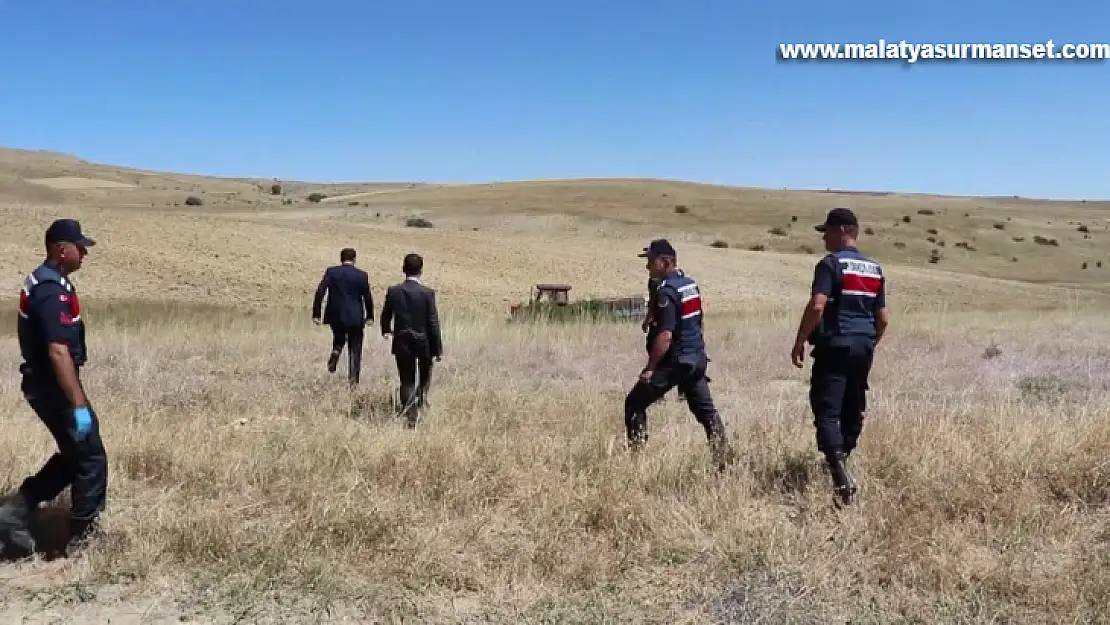 Sivas'ta bir kişi arazi anlaşmazlığı nedeniyle baba ve oğlunu öldürdü