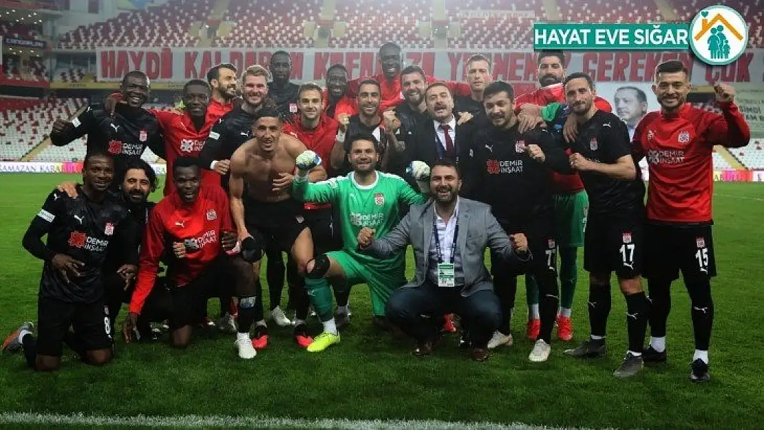 Sivasspor'dan Antalya hatırası!