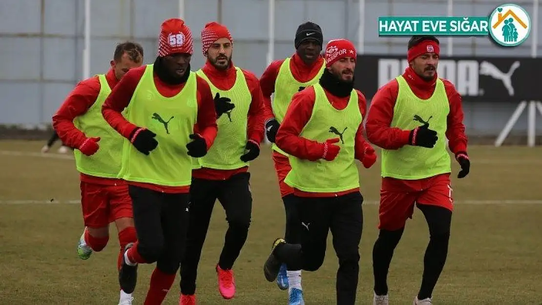 Sivasspor, zorlu Trabzonspor maçı hazırlıklarını sürdürüyor