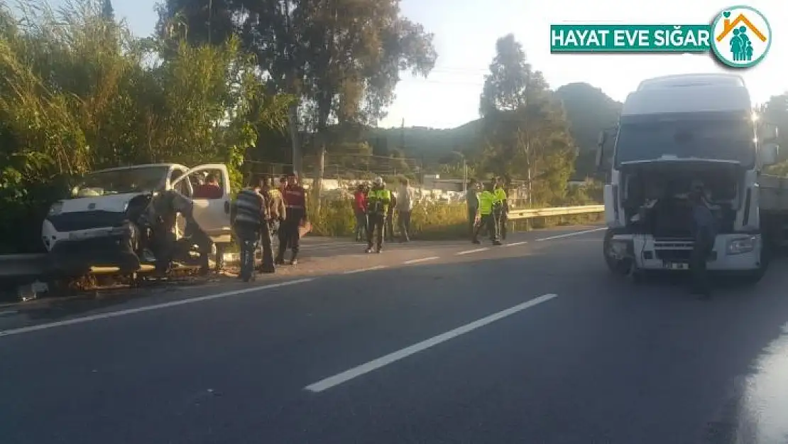 Söke'de trafik kazası: 3 yaralı