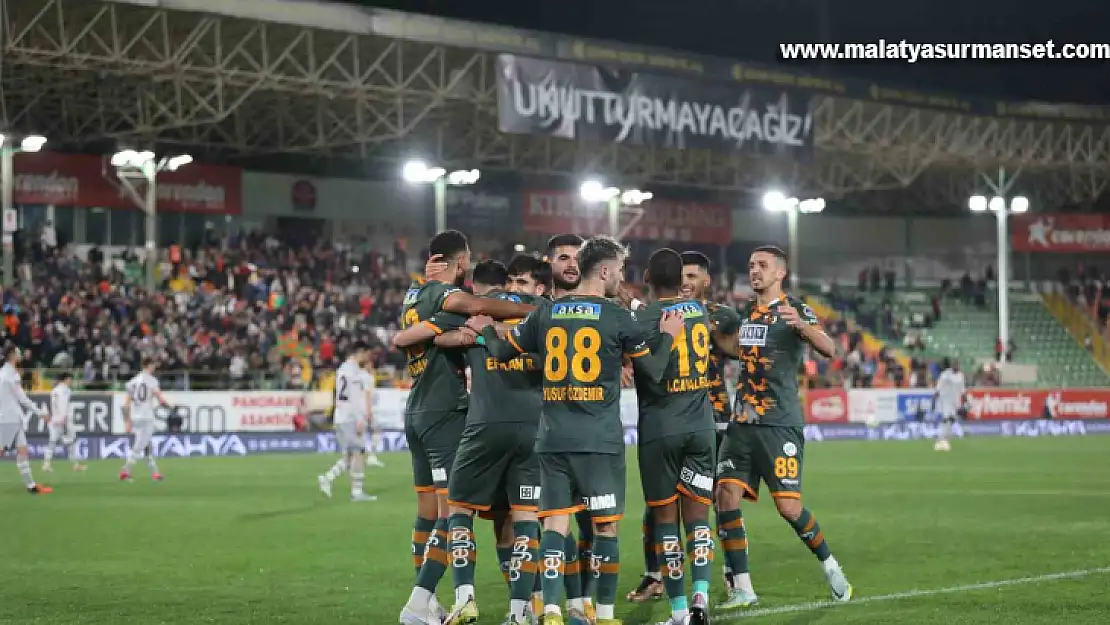 Spor Toto Süper Lig: Corendon Alanyaspor: 1 - Medipol Başakşehir: 0