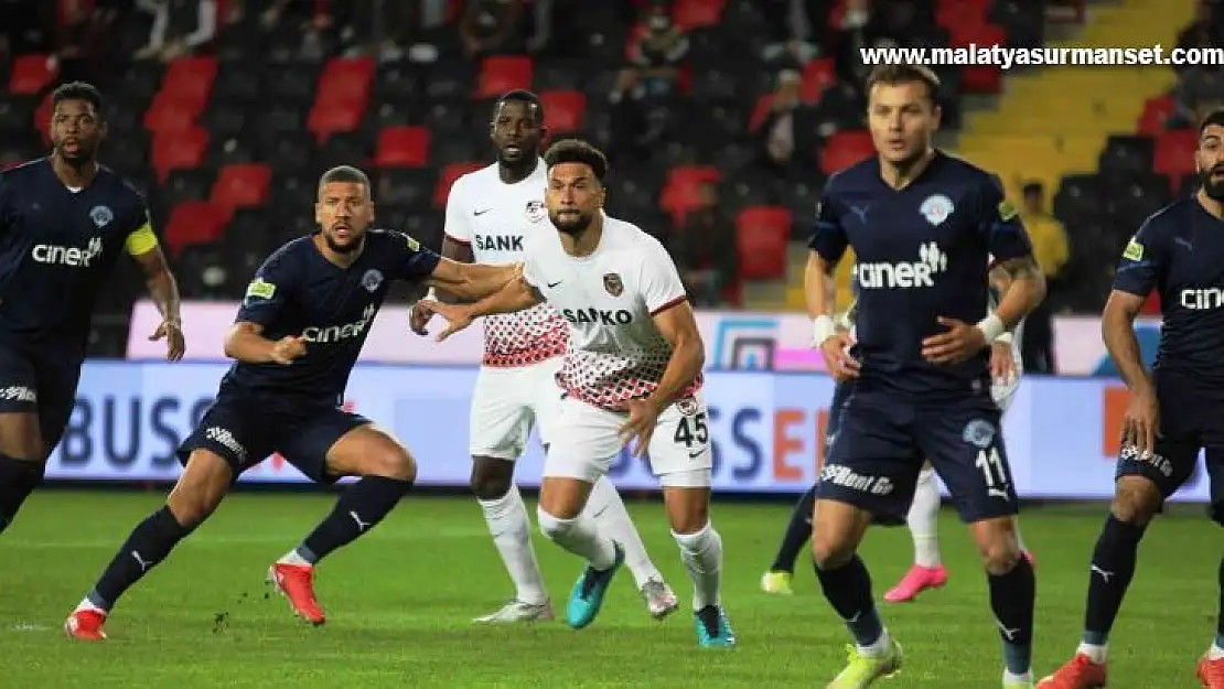 Spor Toto Süper Lig: Gaziantep FK: 1 - Kasımpaşa: 0 (İlk Yarı)