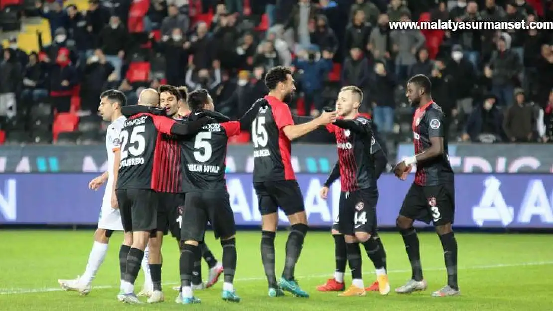 Spor Toto Süper Lig: Gaziantep FK: 2 - A. Alanyaspor: 1 (Maç sonucu)