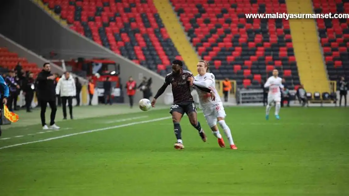 Spor Toto Süper Lig: Gaziantep FK: 0 - Beşiktaş: 0 (Maç devam ediyor)