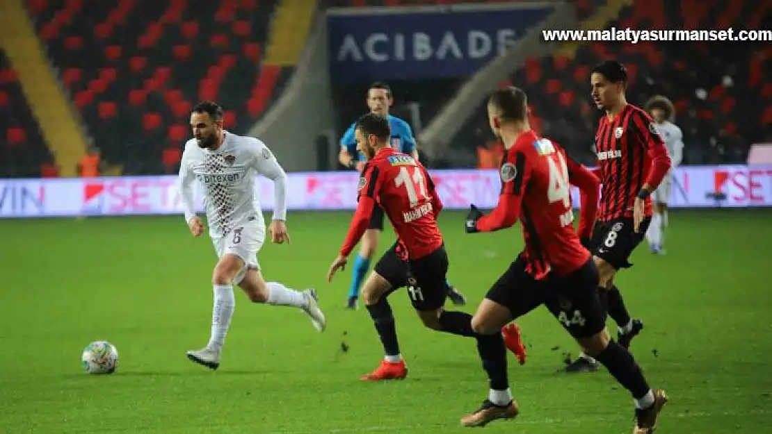 Spor Toto Süper Lig: Gaziantep FK: 1 - A. Hatayspor: 1 (İlk yarı)