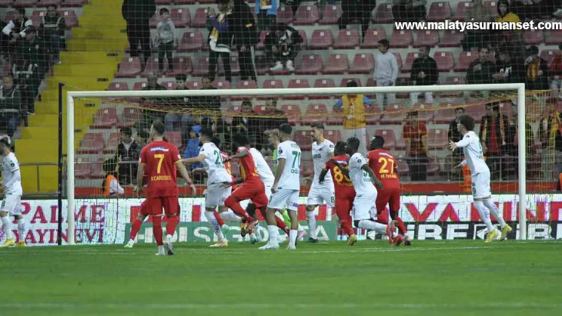 Spor Toto Süper Lig: Kayserispor: 0 - Alanyaspor: 4