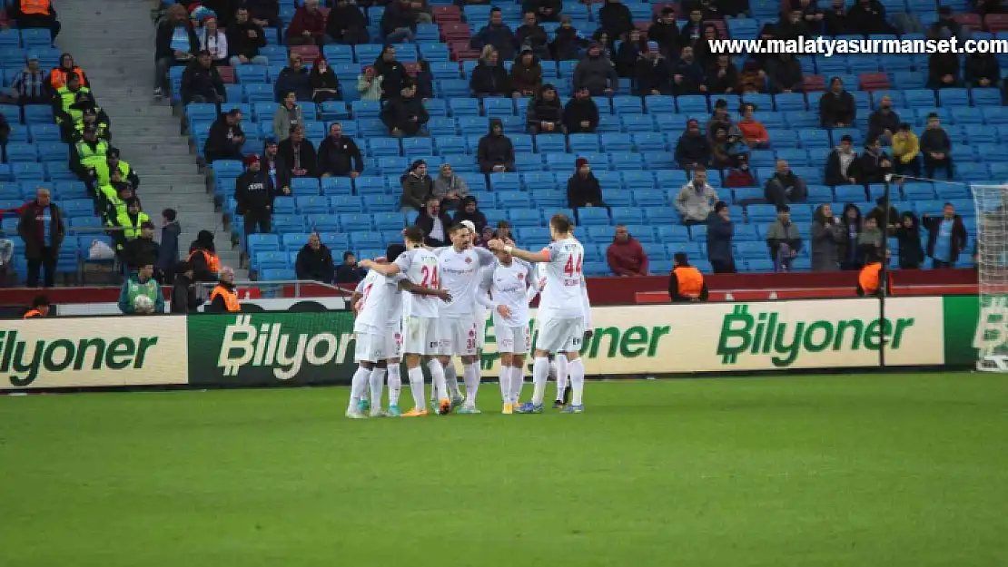 Spor Toto Süper Lig: Trabzonspor: 1 - Ümraniyespor: 2