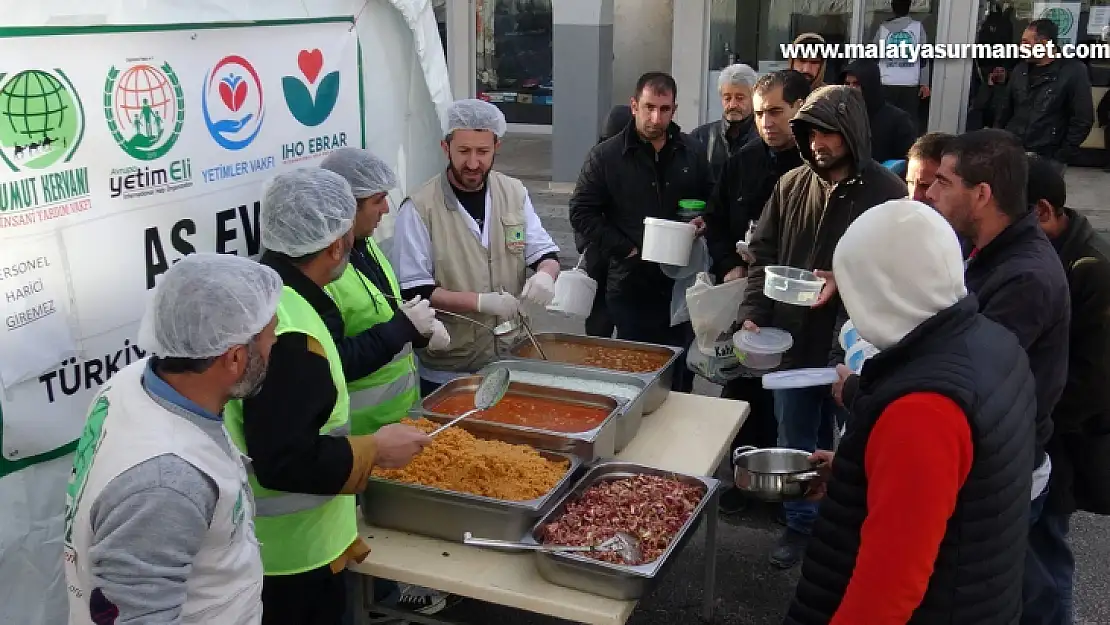 STK'lardan Malatya'da depremzedelere günlük iftar yemeği