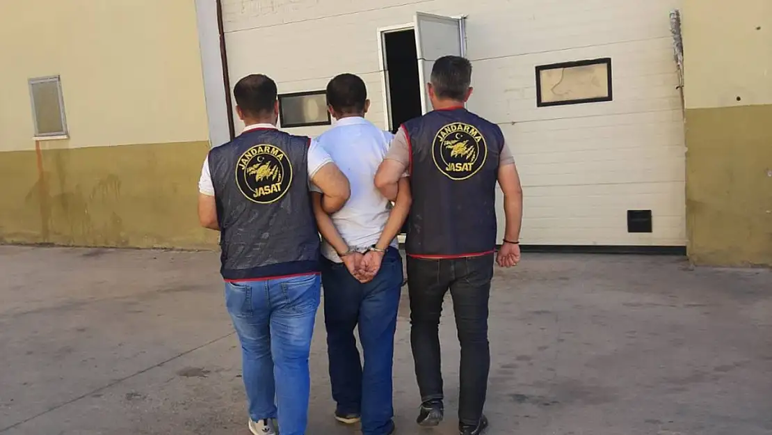 Yıllarca Kaçtı Sonunda Yakalandı: 14 Yıl Cezası Vardı
