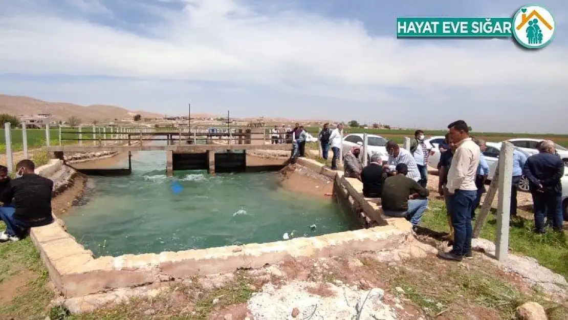 Sulama kanalına giren genç akıntıya kapılarak kayboldu