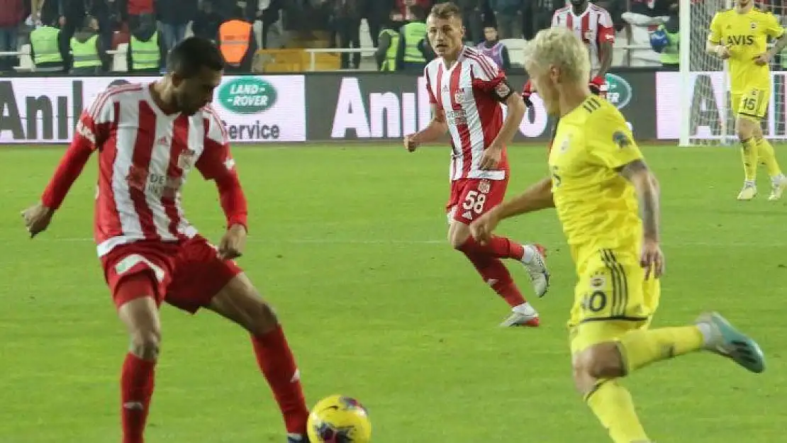 Süper Lig  D.G. Sivasspor  3  Fenerbahçe  1