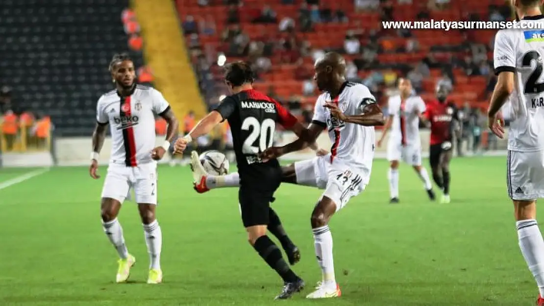 Süper Lig: Gaziantep FK: 0 - Beşiktaş: 0 (İlk yarı)