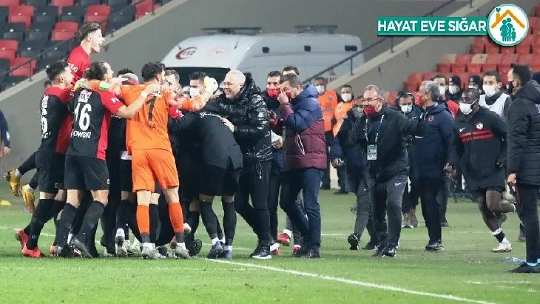 Süper Lig: Gaziantep FK: 3 -  Fenerbahçe: 1