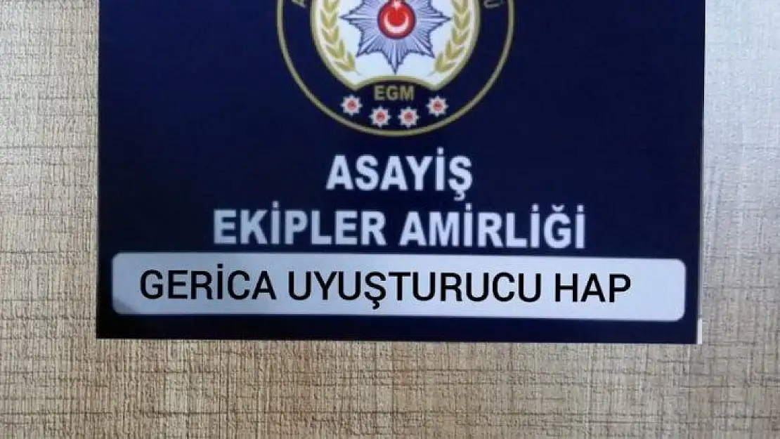 Şüpheli araçtan uyuşturucu hap ele geçirildi