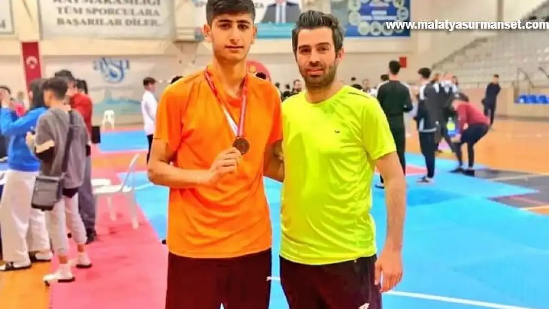 Taekwondo'da bronz madalya Elazığ'ın