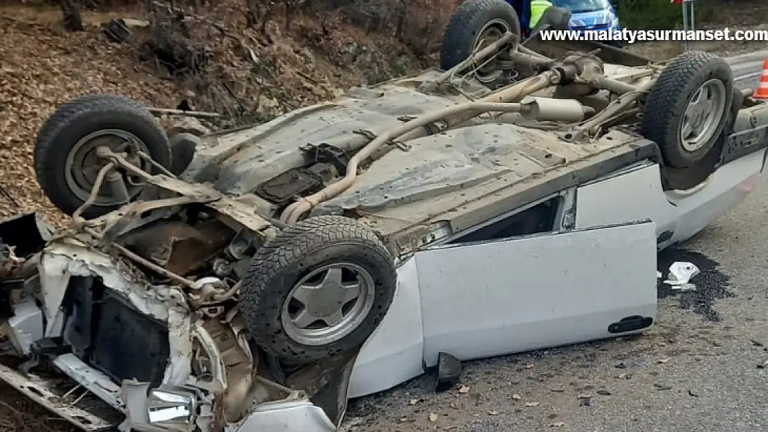 Takla atan otomobildeki 5 kişi yaralandı