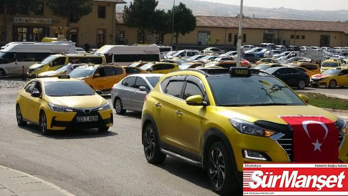 Taksicilerden Barış Pınarı Harekatı'na konvoylu destek