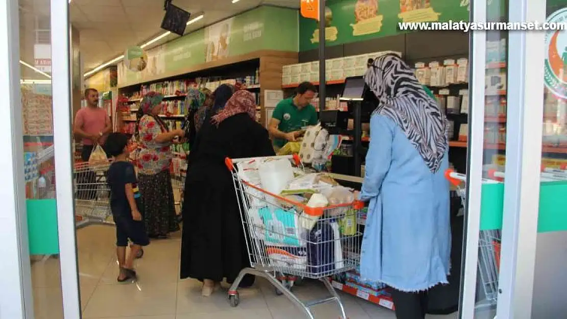 Tarım Kredi Kooperatif marketlerinde 'indirim' yoğunluğu