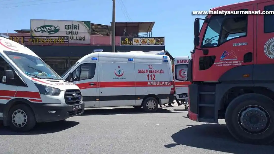 Tarsus'ta trafik kazası: 3 yaralı