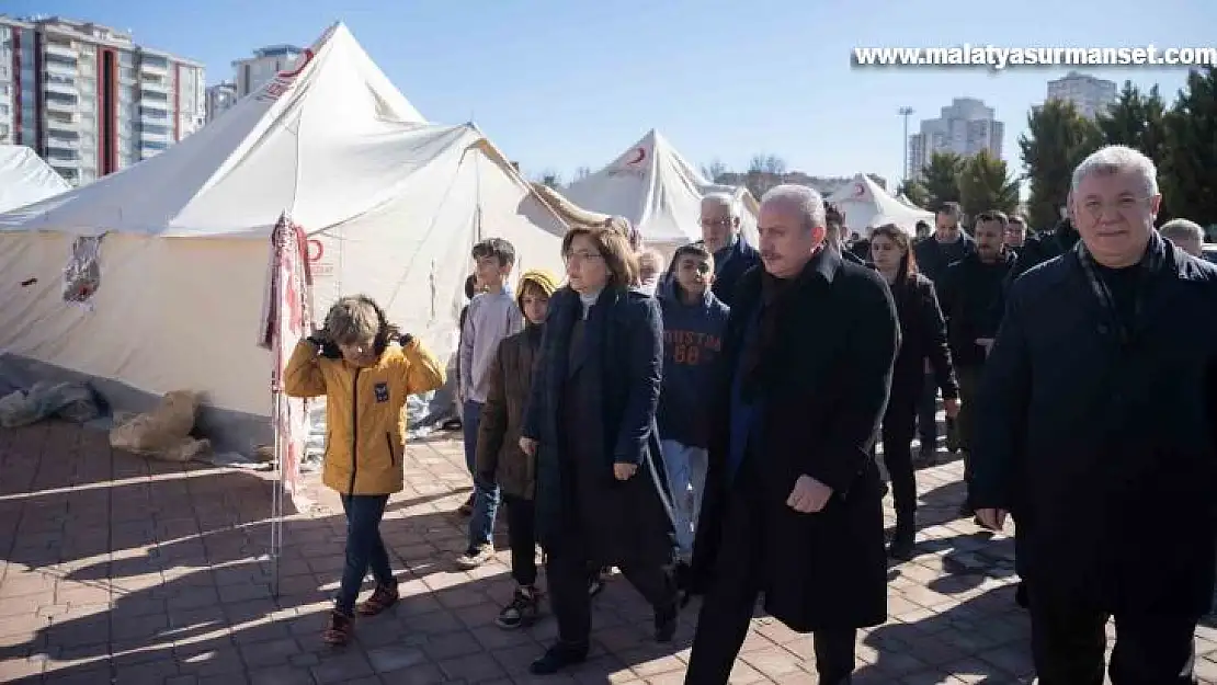 TBMM Başkanı Şentop çadır kenti ziyaret etti