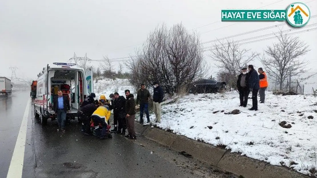 TEM'de trafik kazası: 3 yaralı