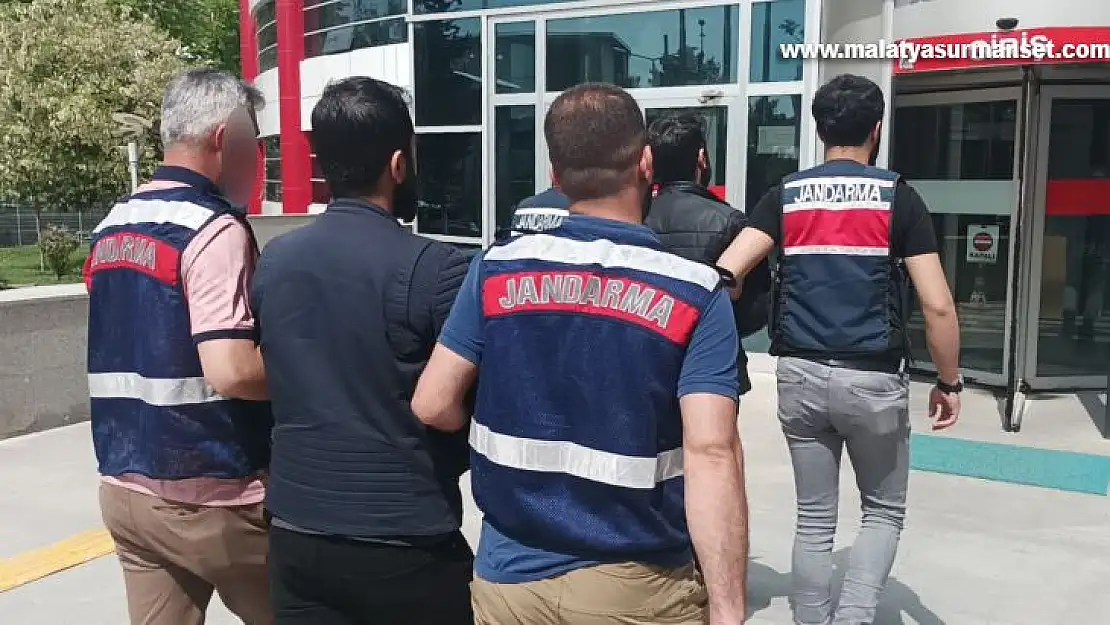 Terör operasyonunda gözaltına alınan şahıslar adliyeye sevk edildi