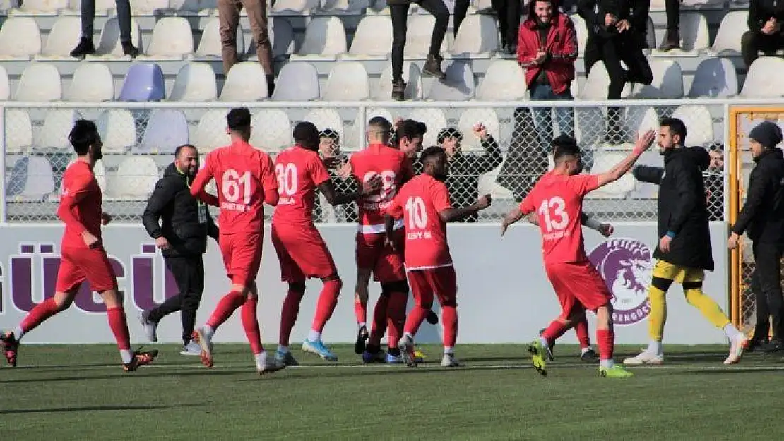 TFF 1. Lig: Keçiörengücü:1 - Adana Demirspor: 3 (Maç sonucu)