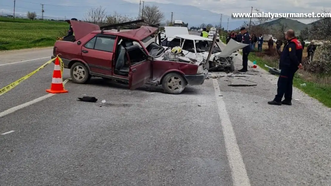 Tire'de trafik kazası: 1 ölü, 2 yaralı