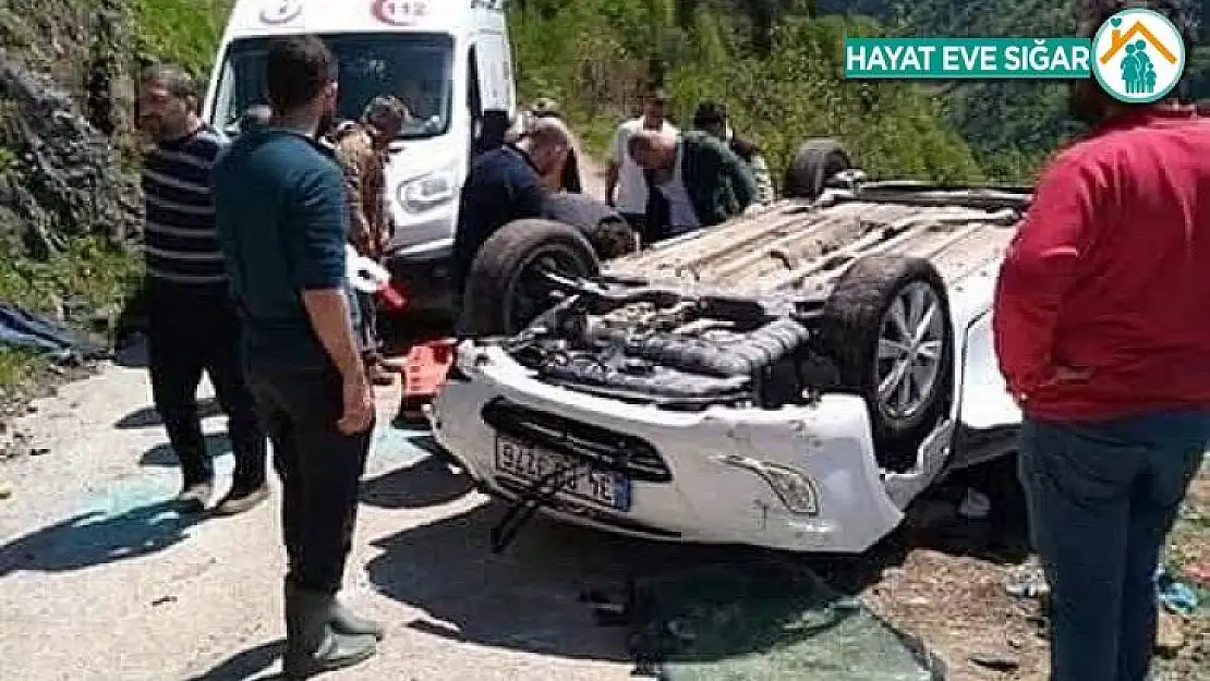 Trabzon'da araç uçuruma yuvarlandı : 1 ölü