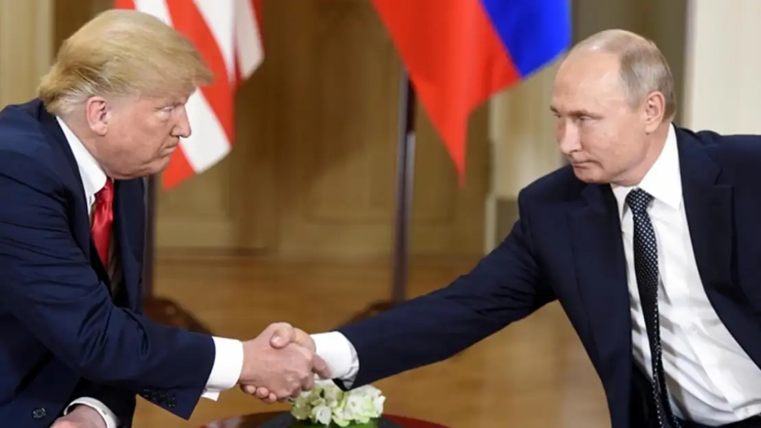 Trump, Putin ile verimli bir görüşme gerçekleştirdiğini duyurdu