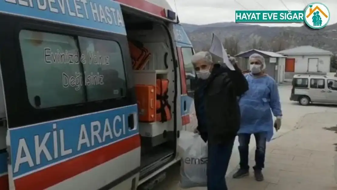 Tunceli'de korona tedavisi gören dede ve torunu taburcu edildi