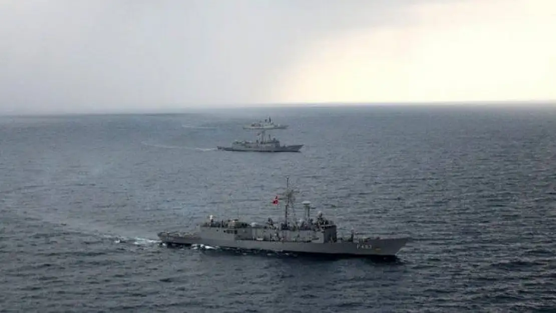 Türk Deniz Grubu'ndan Orta Akdeniz'de geçiş eğitimi