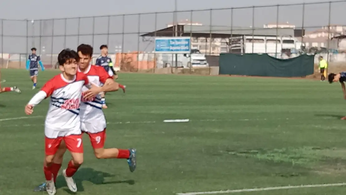 U 18 Gençler Futbol Ligi Play-Off Karşılaşmaları Başladı.