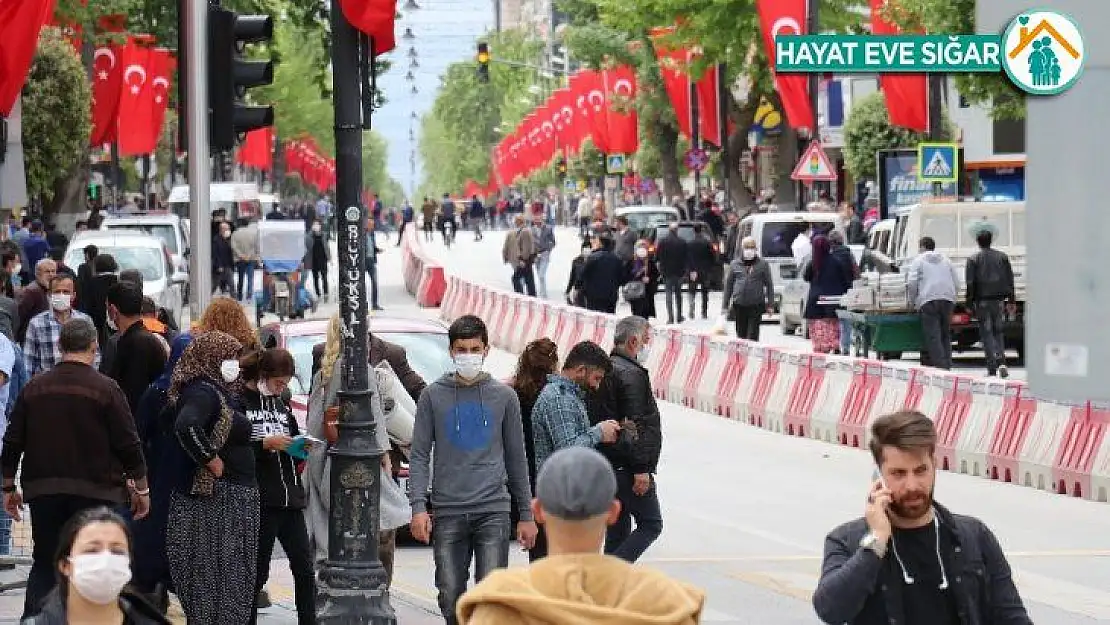 Üç günlük kısıtlama sonrası Malatya'da sokaklar hareketlendi