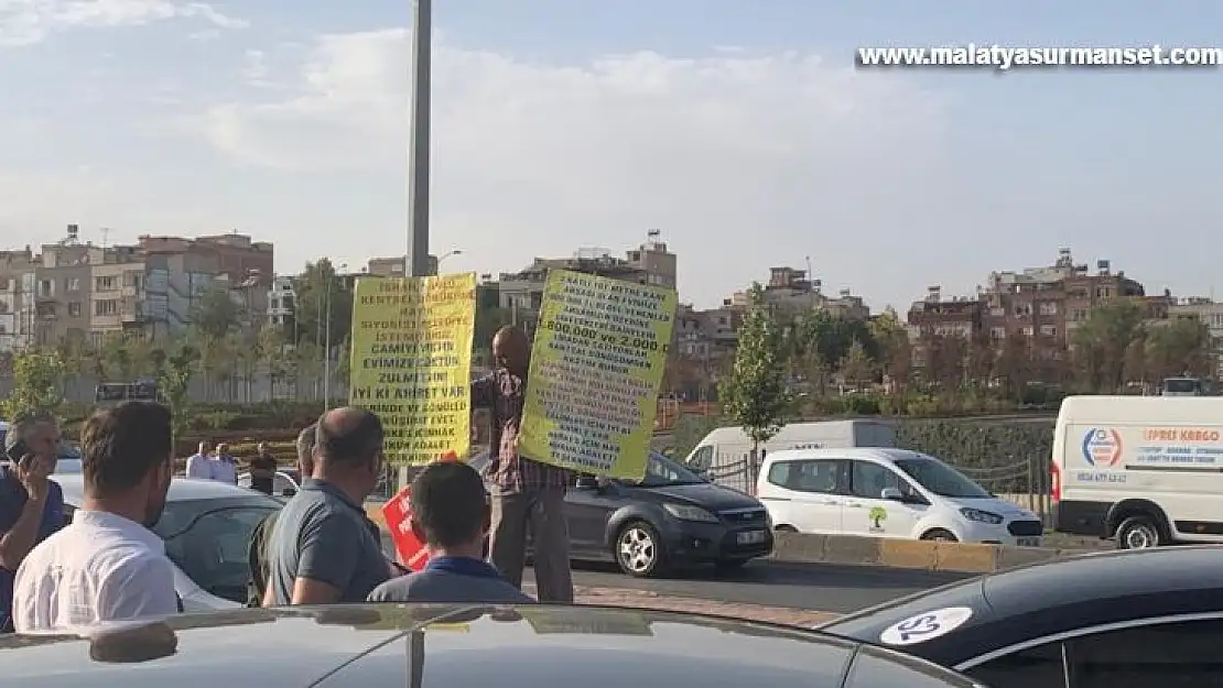 Ulaştırma Bakanı Karaismailoğlu'na protesto şoku