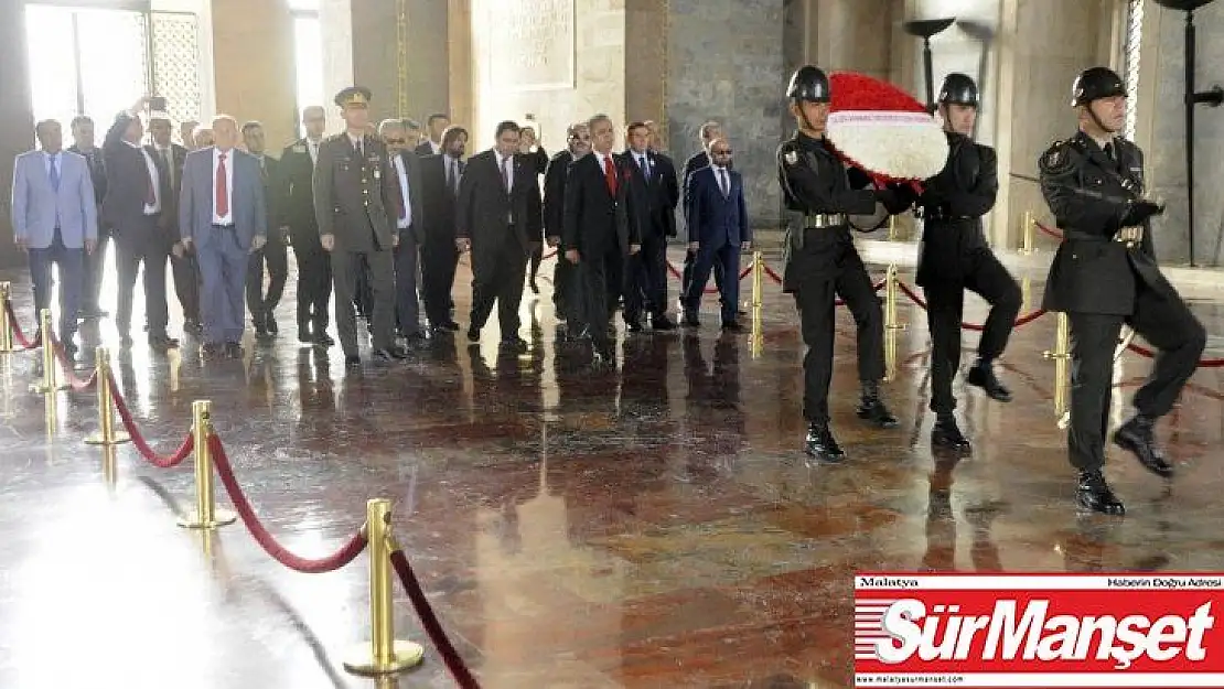 Uluslar arası Üniversiteler Konseyi Kurucu Başkanı Orhan Hikmet Azizoğlu: