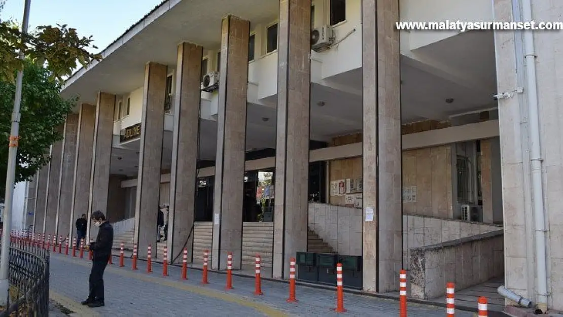 Ünlü cerrahın oğlunu darp eden 6 şüpheli tutuklandı