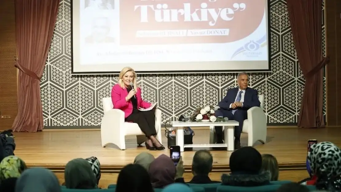 Usta gazeteciler Sultangazililerle buluştu