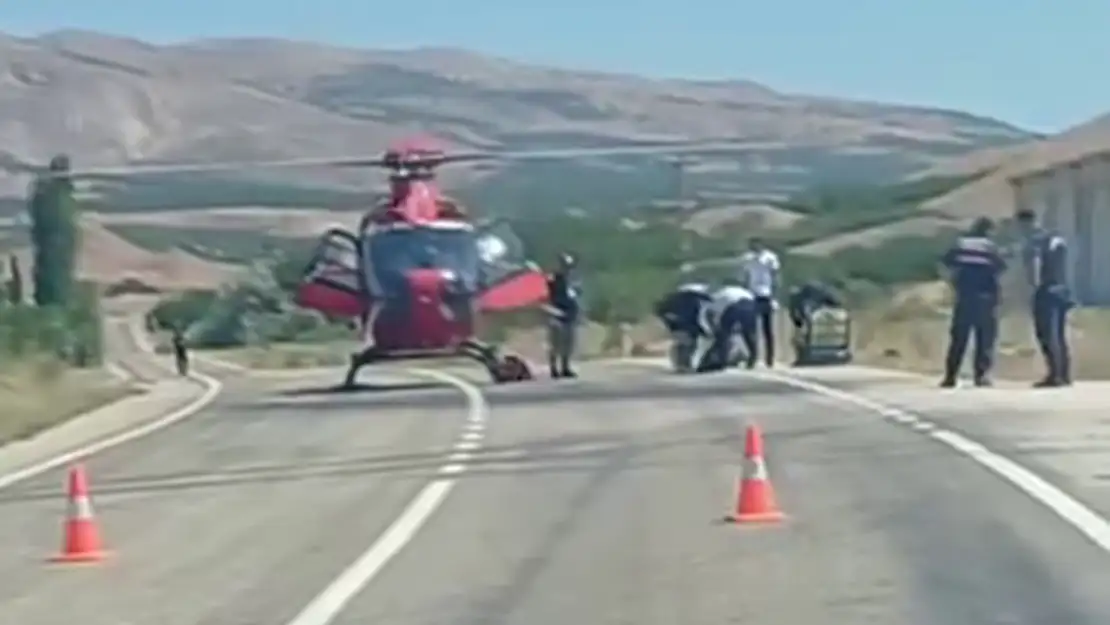Uygun İniş Alanı Bulunamayınca Helikopter Kara Yoluna İndi