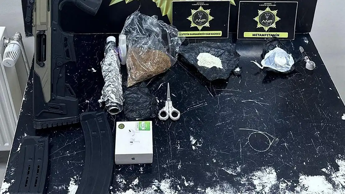 Uyuşturucu Operasyonunda 1 Şüpheli Serbest, 1'i Cezaevinde