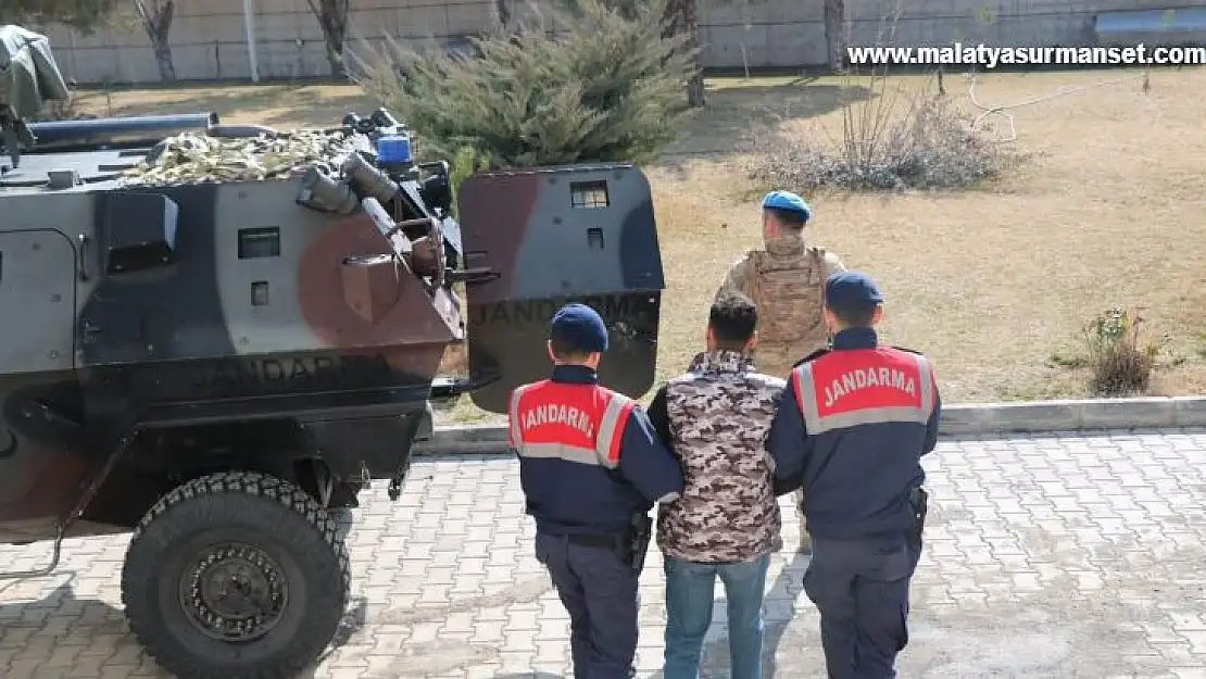 Uyuşturucu ticaretinden aranan firari hükümlüyü JASAT yakaladı