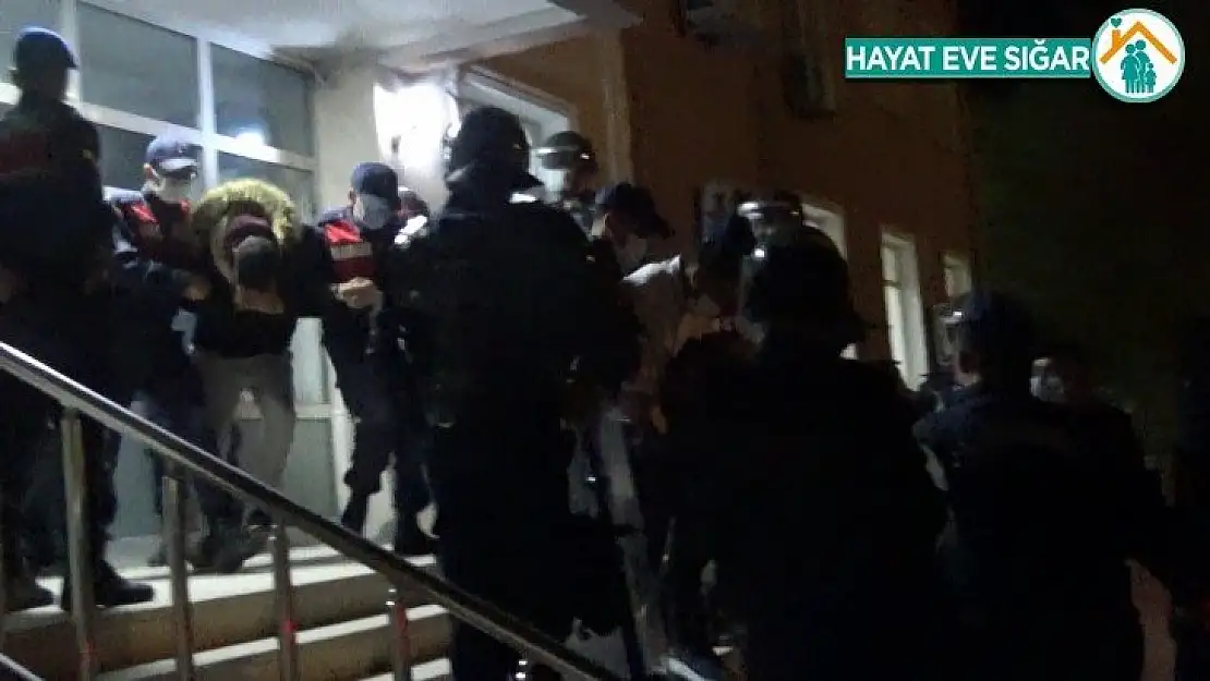 Uzman çavuşu darp ve gasp iddiasına 9 tutuklama