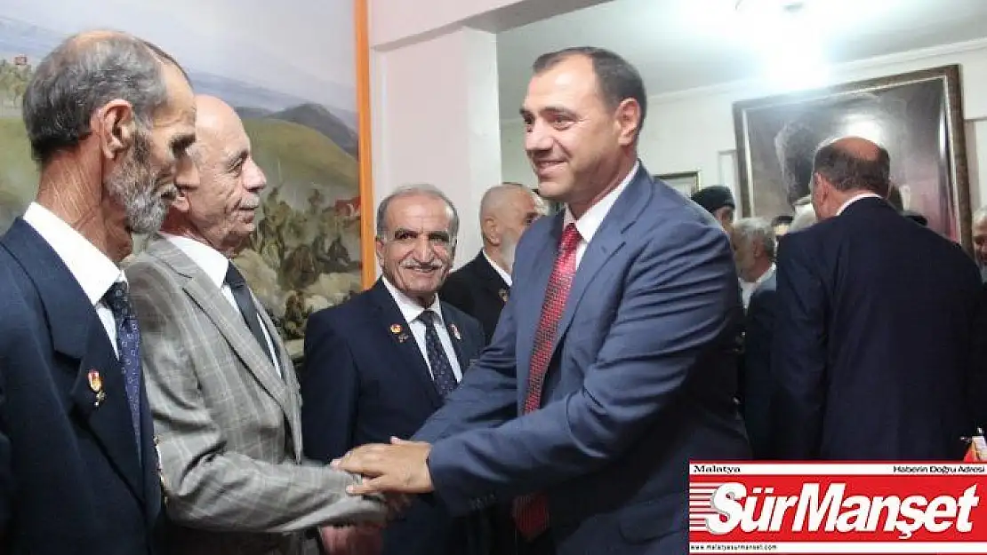 Vali Kaldırım ve protokol üyeleri gazilerle bir araya geldi