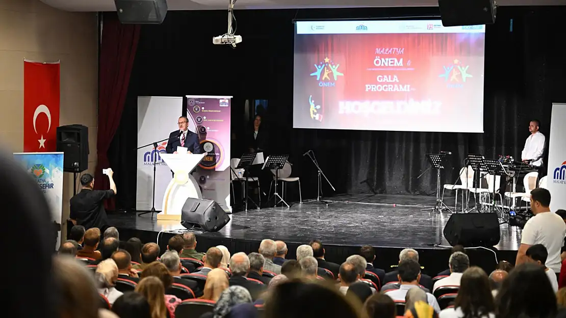 Vali Yavuz  Bir Çocuğun Elinden Tutmak  Geleceğe Sahip Çıkmaktır